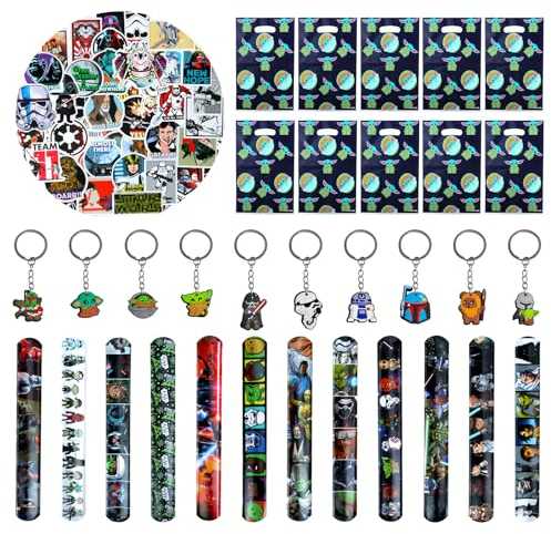 82 PCS Sta Wars Regalos para Fiestas, Sta Wars Bolsas de Fiesta, Sta Wars Cumpleaños Decoracion, 10 Yod Llaveros, 10 Packs Regalo de Fiesta Yod, 12 Pulseras de Silicona Yod, 50 Yod Pegatinas