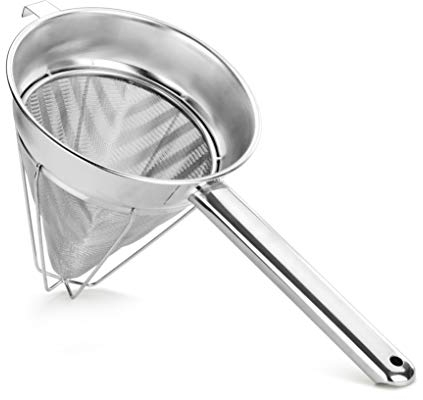 New Star Foodservice 537423 Colador de caldo reforzado de acero inoxidable, 8 pulgadas