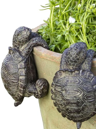 Darthome Set Of 2 Climbing Tortoise Pot Hangers, Realistic Textured Resin, Brown and Green, Garden Planter Ornaments for Indoor and Outdoor Use