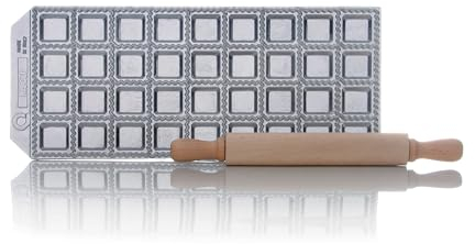 RISOLI' | RAVIOLCASA, Stampo per Ravioli per Realizzare 36 Ravioli, in Alluminio Pressofuso Riciclato, Incluso Mattarello in Legno, Made in Italy