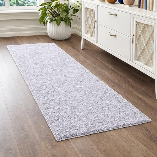 Teppich-Traum Moderner Shaggy Teppich Hochflor Uni Hellgrau 60x110 cm | Weich und flauschig, pflegeleicht, langlebig, formstabil, saugrobotergeeignet, OEKO-TEX geprüft, Wohnzimmer, Flur & Diele