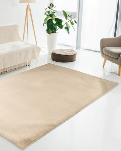Qiyano Teppich Wanga Hochflor - Fellimitat, flauschig, weich, Soft, kuschelig, einfarbig, Pastell - Wohnzimmer, Schlafzimmer, Kinderzimmer, Büro - Farbe: Beige, Größe: 80 x 150 cm