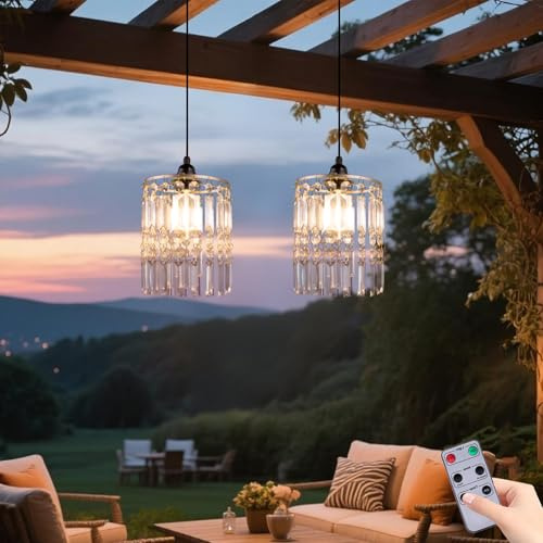 TWINKVILLA Candelabro que funciona con pilas, paquete de 2 luces colgantes para cenador, luces colgantes de cristal acrílico para exteriores, impermeables, para patio, árbol, pérgola, porche y