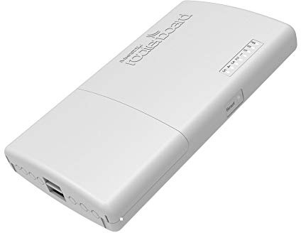 Router Outdoor Gigabit con 4x PoE Out 802.3af/at, 5 Porte RJ45, SFP, Montaggio Palo