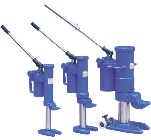 Planeta K00021 Maschinenheber, TYP HM-5, Tragfähigkeit 5 t, Hubhöhe der Klaue 25 - 230 mm, Hubhöhe des Kopfes 368 - 573 mm, Gewicht 25 kg