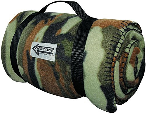 CI Bundeswehr Fleece Decke aus warmen Polarfleece Farbe Woodland