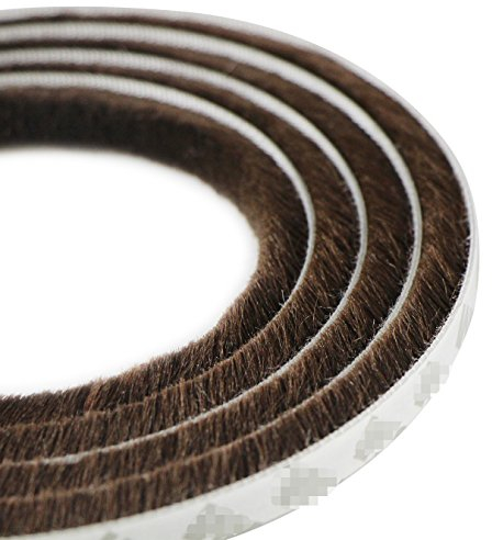 Uooom Striscia autoadesiva a spazzola da 5 m, antivento, antipolvere, guarnizione per porte e finestre, 5 mm x 9 mm