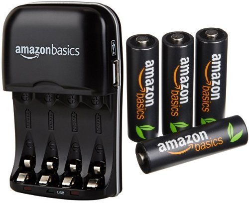 Amazon Basics Chargeur de piles Ni-MH AA et AAA avec port USB + 4 piles rechargeables type AA 500 cycles