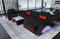 Sofa Wohnlandschaft Calabria - mit LED Beleuchtung, verstellbare Kopfstützen, Recamiere/Mikrofaser/Ausrichtung wählbar (Ottomane rechts, Rot-Schwarz)
