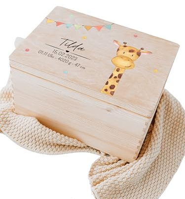 wunderwunsch® - Personalisierte Erinnerungsbox Baby mit Spezial-Druck - Baby Erinnerungsbox - Erinnerungskiste aus Holz - Geschenk zur Geburt (Giraffe, S | 30 x 20 x 14 cm)