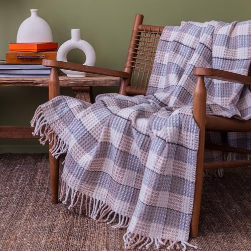 LERUUM Jeté de lit à Carreaux en Coton recyclé Gris et Beige, Motif Tartan gaufré, Super Douce, écologique, Couverture d'hiver 150 x 200 cm, écossais, pour Fauteuil, canapé-lit, Chaude et Confortable