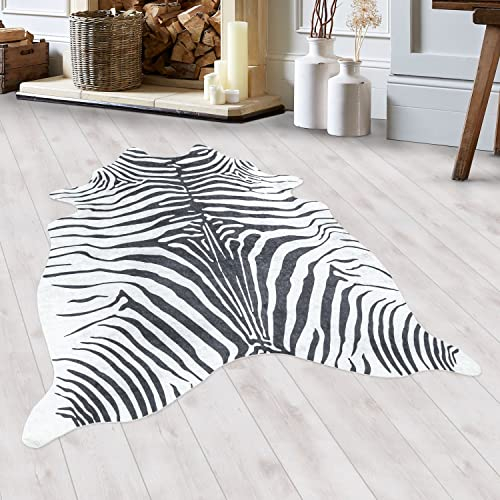 HomebyHome Fell Teppich Flachgewebt Kunstfell Zebra Design Wohnzimmer Schlafzimmer 8 mm Florhöhe Waschbar Weich Tierform rutschfest Schwarz, Farbe:Schwarz, Grösse:150x200 cm