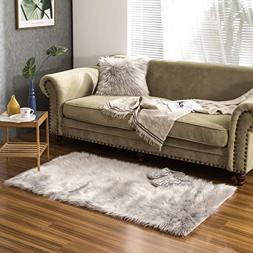 Teppich Wölkchen Schaffell Lammfell Imitat Fellteppich Kunstfell Teppich Waschbar - Flauschiger Teppich Wohnzimmer, Bettvorleger Schlafzimmer - Grau - 80x150 cm