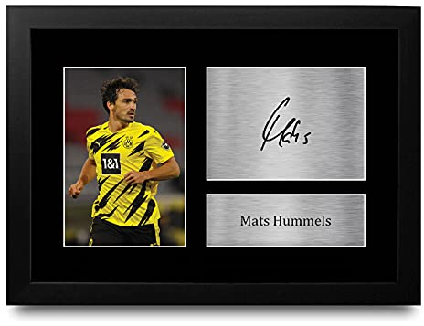 HWC Trading FR A4 Mats Hummels Borussia Dortmund Geschenke Gedruckt, Signiert Autogramm Bild, Für Fußball-Fans Und Anhänger - A4 Framed