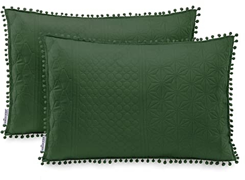 AmeliaHome 2 Kissenbezüge mit Pompons zweiseitig ultrasonic Steppung 50x70 cm Meadore Dunkelgrün