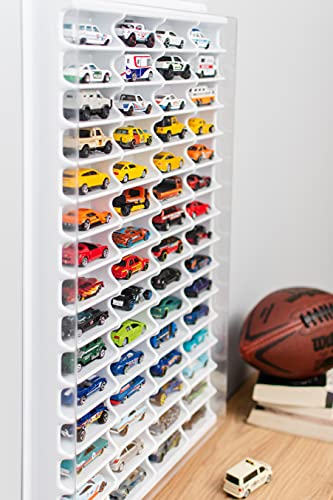 KB Tools Vitrina para ruedas calientes con cubierta transparente Estantes de almacenamiento de juguetes con 60 ranuras Caja de almacenamiento de plástico resistente Diseño moderno y colores blanco