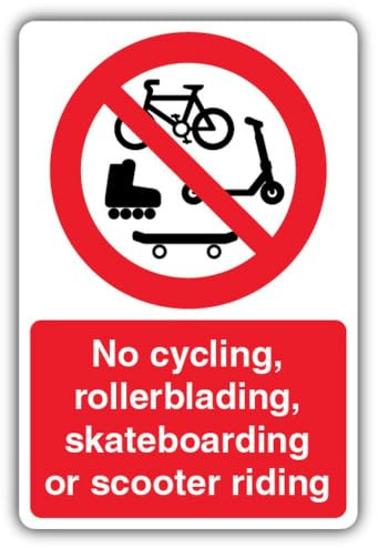 V Safety Panneau d'interdiction de faire du vélo, du roller, du skateboard ou du scooter – 150 x 200 mm – Composite d'aluminium brossé – Signalisation d'interdiction – Fabriqué en Grande-Bretagne