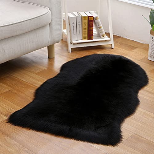 Tomifine Faux Lammfell Teppich, Kunstfell Dekofell Teppich Flauschiger Schaffell Bettvorleger für Schlafzimmer Bett oder Wohnzimmer Sofa Matte (80x160 cm,Schwarz)