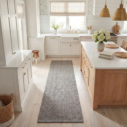 SAFAVIEH Natural Fiber Collection Runner Rug - 2'6 x 6', Light Grey, Handmade Jute, Farmhouse Style, Chunky Textured Thick Pile (NF447G)