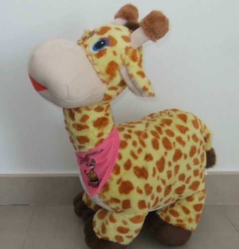 JIRAFA CHUFA SING & DANCE modelo pequeño