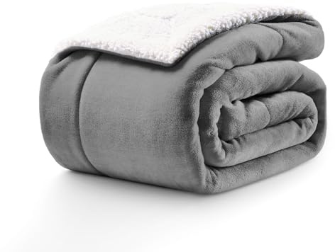 CELESTA Sherpa Kuscheldecke Flauschige 150 x 200 cm XL, Winterdecke Extra Dicke & Schwer, Wohndecke für Sofa Couch Bett, Warm & Weich, Grau