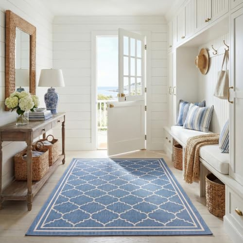 SAFAVIEH Washable Rug Outdoor Courtyard Collection - 5'3 x 7'7, Blue & Beige, Non-Shedding & Easy Cleaning, Ideal for Patio, Backyard, Mudroom (CY6889-243)
