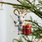 Weihnachtsdeko Weihnachten Ziege Anhänger Acryl 2D Weihnachtsziegen Baumschmuck Ziegen und Weihnachtskugeln Ornament Christbaumschmuck Weihnachtsanhänger Deko Weihnachtsschmuck (H, OneSize)