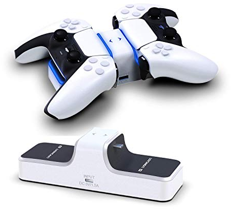 Lioncast Cargador de Mandos PS5 - Base de Carga Doble Compatible con Mandos DualSense de la Consola Playstation 5 Sony - Luces LED Rojo y Azul, Puerto de Carga USB Adicional para Accesorios de Juegos