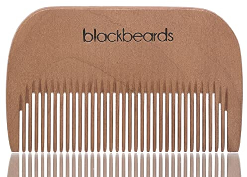 blackbeards Handlicher Bartkamm mit 80mm Länge ● Mit feiner Zahnung ● Aus heimischem Holz ● Bartpflege-Kamm für den Vollbart ● Für eine wohlgekämmte Bartpracht ● In Deutschland hergestellt