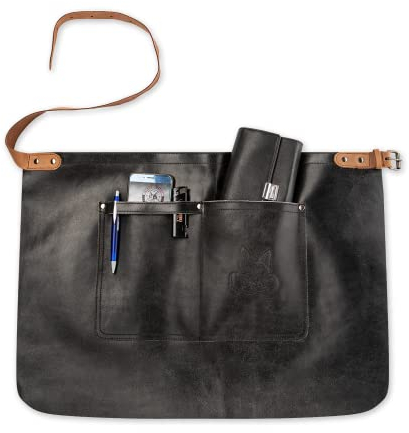 Black Forest Fox TIP HUNTER SOFT Lederschürze – Halbschürze für Küche, Bar & Zapfanlage | Zapfschürze mit Taschen für Männer & Frauen (One-Black, Cracker-Leder)