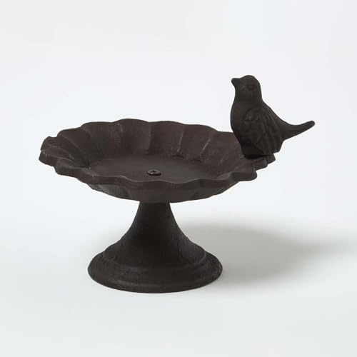HOMESCAPES Garden Bird Bath, Traditional Cast Iron Bird Feeder For Small Birds, Heavyweight Ornamental Decorative Outdoor Water Bowl, Weather Resistant - 15 x 15 x 13.6 cm