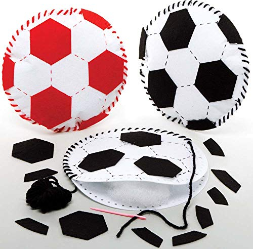 Baker Ross FE464 Fußballkissen-Nähsets - 2 Stück, Nähset für Kinder, kreative Aktivitäten für Kinder, ideales Kunst- und Bastelprojekt