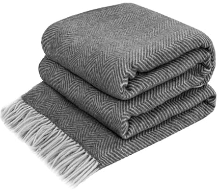 LYHome Merino Decke - Kuscheldecke Tagesdecke Sofa Wolldecke, Blanket Überwurfdecke Sofadecke Wohndecke, Flauschige Couchdecke Merinodecke, Flauschig Warm Plaid (140x200 cm, Dunkelgrau - Weiß Chevron)