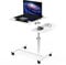 CHOWGOLI Laptoptisch Höhenverstellbar 61,5-95cm, Laptop Tisch Mit Rollen, Beistelltisch Laptop, 61,5-95x60x40 cm, Laptopständer Holz Mit Ablage Für Maus, Mit 2 Stopp-Leisten, Weiß