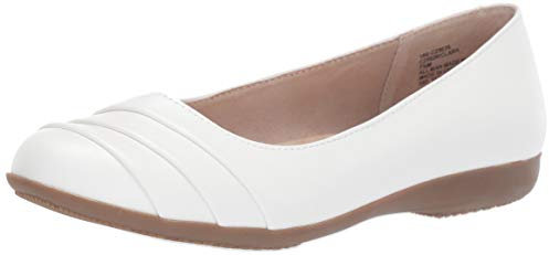 CLIFFS BY WHITE MOUNTAIN Women's Clara Ballet Flat, White Burnished Smooth, 6.5 UK