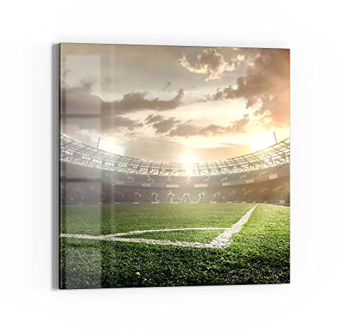 DEQORI Glasbild Echtglas | Motiv Rasenecke im Stadion | quadratisch einteilig 30x30 cm | schöne Dekoration | Wandbild für Wohnzimmer, Schlafzimmer, Flur & Küche | moderne Wanddeko