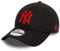 New Era New York Yankees MLB League Essential Schwarz Rot Verstellbare 9Twenty Cap - One-Size