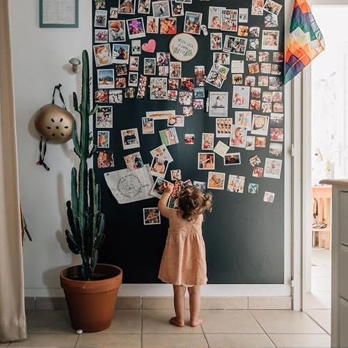 FERFLEX - Kit papier peint magnétique- Version Adhésif Repositionnable Noir- Ardoise effacable - Deco murale - 8 aimants argentés inclus - 2,60mx60cm