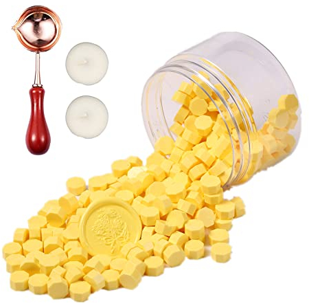 Comealltime Juego de 248 piezas de cera de lacre, sistema de color macarón, cuentas octogonales con 2 velas de té y 1 cuchara de fusión, barniz para sellos de cera (amarillo claro)