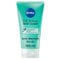 NIVEA Derma Skin Clear Scrub, Peeling Gesichtspeeling, Salicylsäure Gesichtspeeling, angereichert mit Niacinamid, um Poren zu lösen und Hautstrukturen zu verfeinern, 150 ml