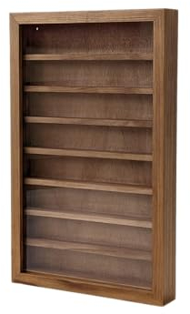 Vitrine collections miniatures. Finition vernis chêne. Dimensions (largeur x profondeur x hauteur) : 30 x 5 x 48 cm.