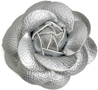 JOERBABU Broche pour femme, broche en forme de fleur réaliste sur le thème des fleurs pour femme, épingle à poitrine en cuir synthétique, accessoire élégant pour manteau, Diameter about 7CM, cortex