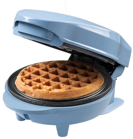 Bestron Mini gaufrier pour gaufres classiques, Petit gaufrier avec revêtement anti-adhésif, pour les anniversaires d'enfants, les fêtes de famille, Pâques ou Noël, Design rétro, Couleur: Bleu