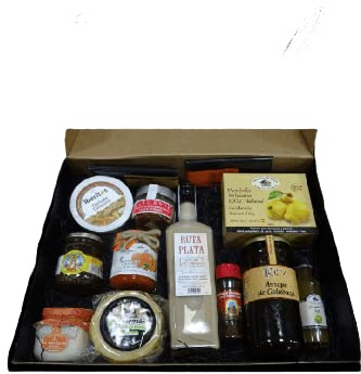 Cesta de Regalo para Empresas con Queso de Oveja Curado, Miel Pura, Licor de Crema Ruta Plata, Membrillo Artesano – Corazón Extremeño
