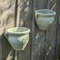 terracotta-toepfe-de 2 er Set Wandamphoren m. Blütendekor ca. 23 cm breit, echt Terracotta Blumentopf Garten Sommer Wandtopf Vintage Mediterran