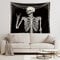Riyidecor Totenkopf-Tapisserie Wandbehang 130 x 140 cm, lustiges schwarz-weißes Skelett-Thema, Heimdekoration für Männer und Frauen, Gothic, Hippie, Halloween, böhmischer Terror, Wohnzimmer, Wohnheim