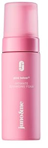 juno & me - Intimate Cleansing Foam (150 ml): Präbiotischer Reinigungsschaum für den Intimbereich - pH-hautneutrale Pflegeformel mit Aloe Vera, Hyaluronsäure & Milchsäure – Intimpflege Damen