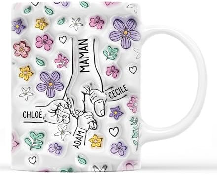 Cadeau Plus Mug Personnalisé Prénom - Mamie Tenant Les Mains - Fete Des Grands Meres Tasse (Modèle #3)