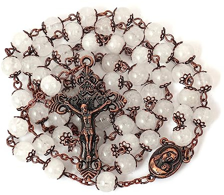Nazareth Store Naturstein Rosenkranz 8 mm, Klarer Achat | Katholischer Rosenkranz mit Natursteinperlen, Vintage-Kreuz 4 cm und Medaille mit Heiliger Erde, 53 cm, im Samtbeutel