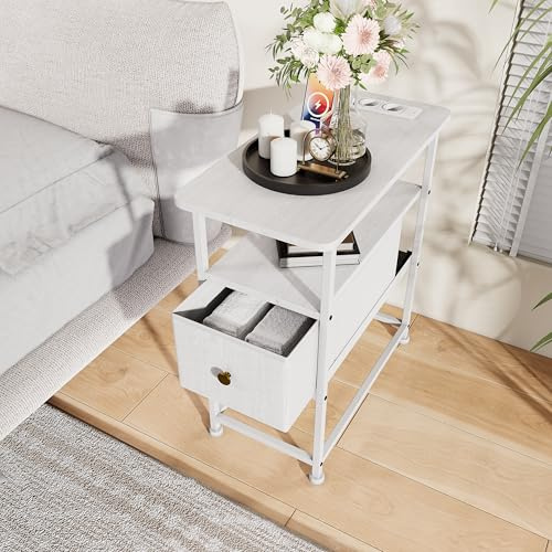 KeepGoon Mesa auxiliar auxiliar de 60 x 30 x 62 cm, con luz LED, cable de carga y compartimento para enchufe, mesa de salón con cajones, mesita de noche, expositor (blanco)